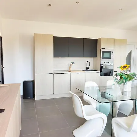 Apartamento Pinede Man Yelle